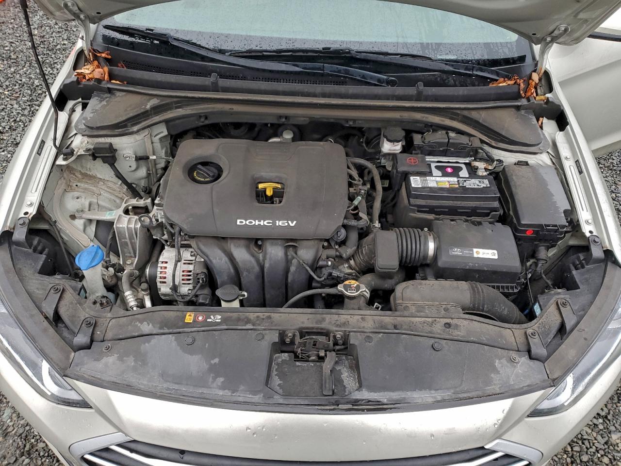 2017 HYUNDAI ELANTRA SE photo 11