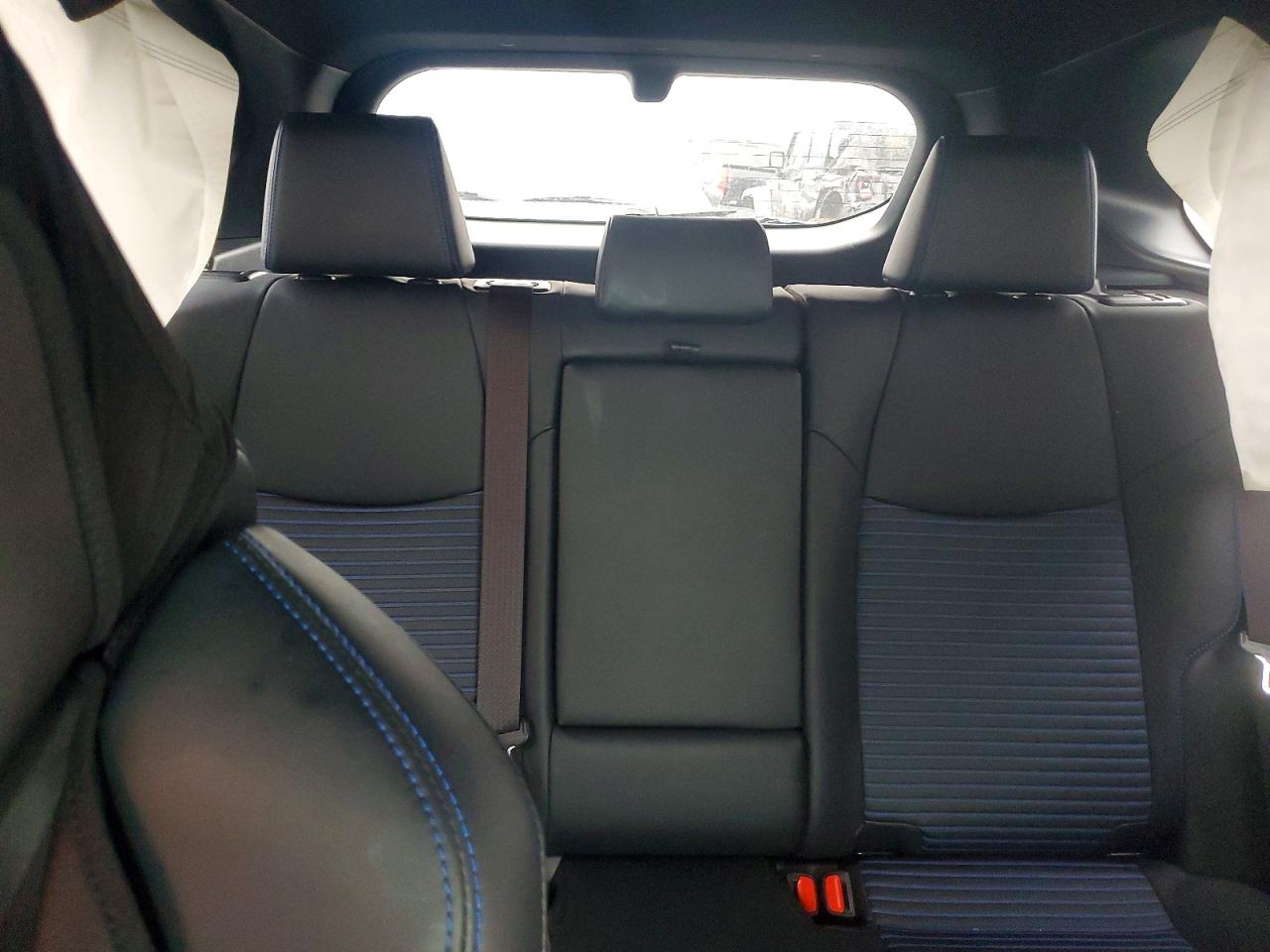 2019 TOYOTA RAV4 XSE photo 10