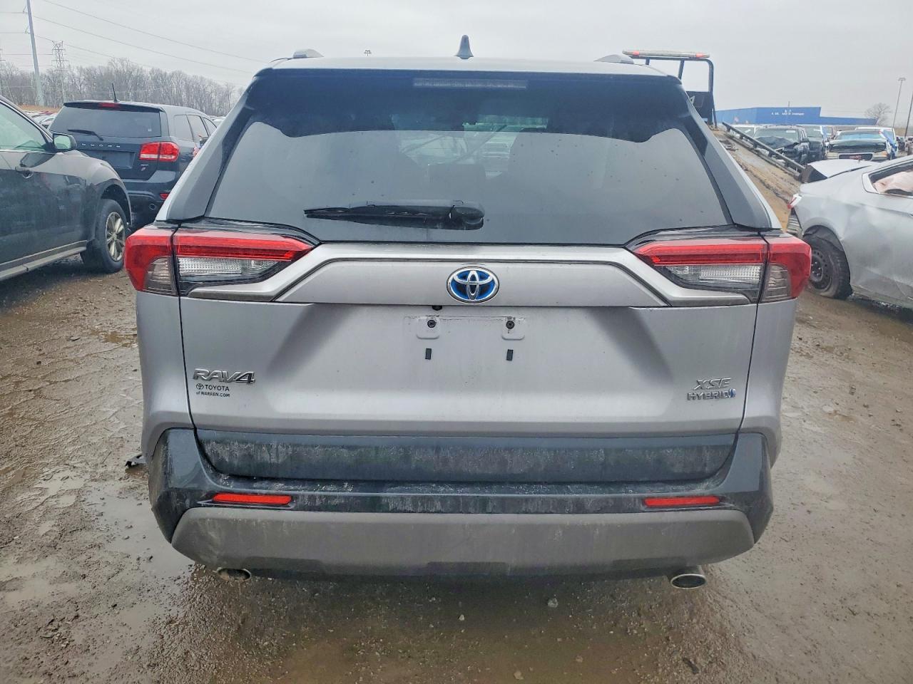 2019 TOYOTA RAV4 XSE photo 6