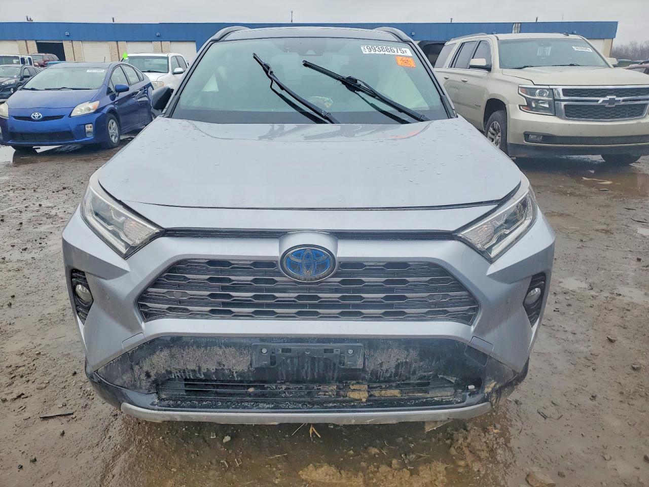 2019 TOYOTA RAV4 XSE photo 5