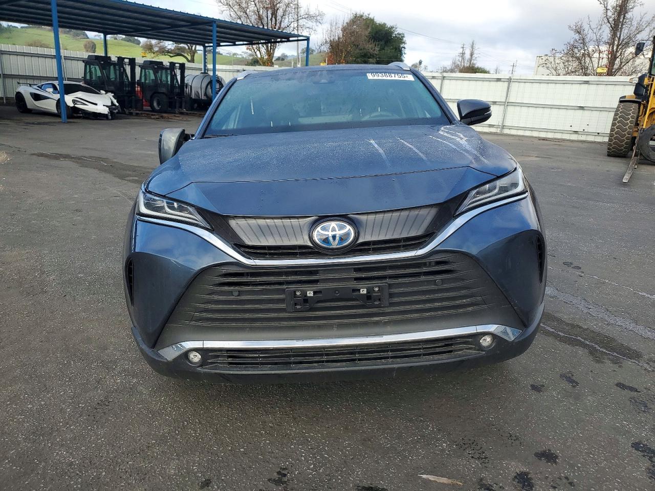 2024 TOYOTA VENZA LE photo 5