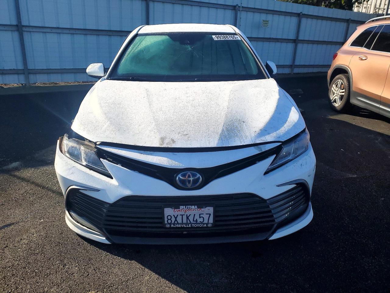 2021 TOYOTA CAMRY LE photo 5