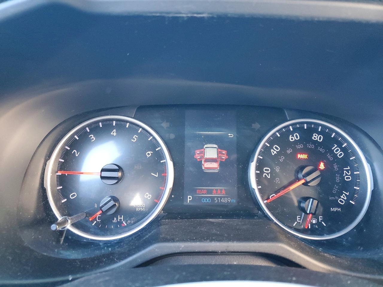 2021 TOYOTA RAV4 LE photo 9
