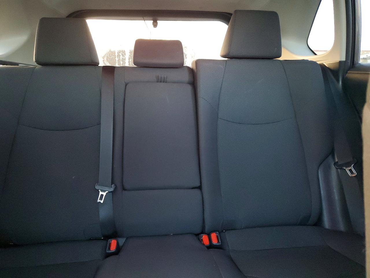 2021 TOYOTA RAV4 LE photo 10
