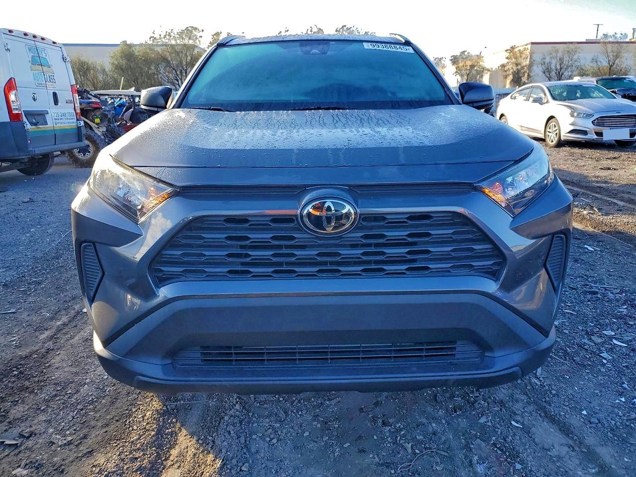 2021 TOYOTA RAV4 LE photo 5