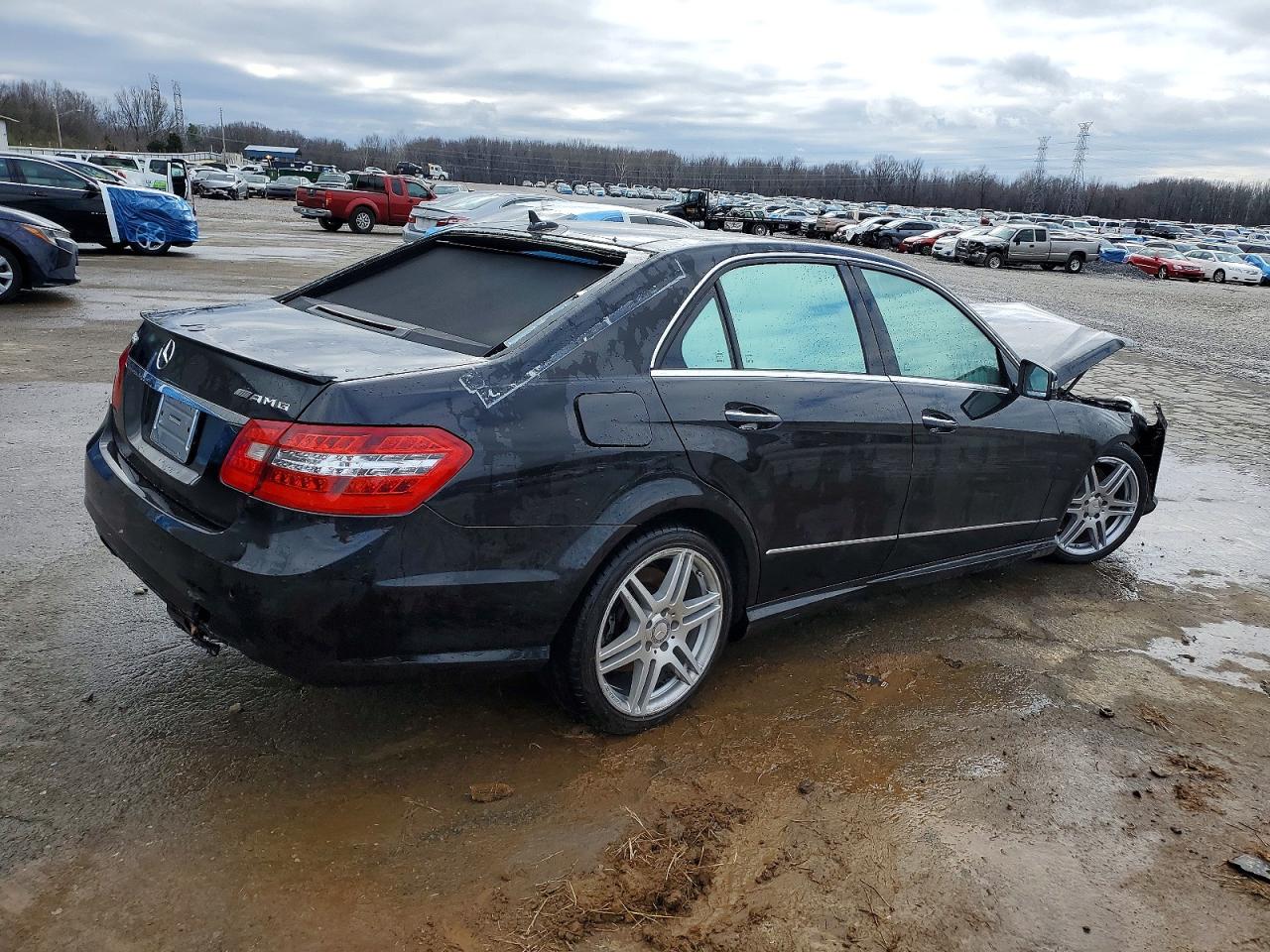 2010 MERCEDES-BENZ E 550 photo 3