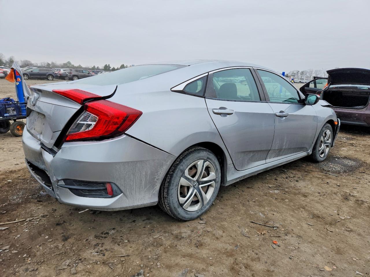 2016 HONDA CIVIC LX photo 3
