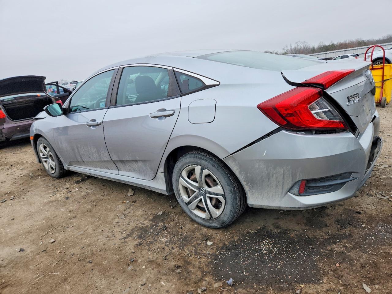 2016 HONDA CIVIC LX photo 2