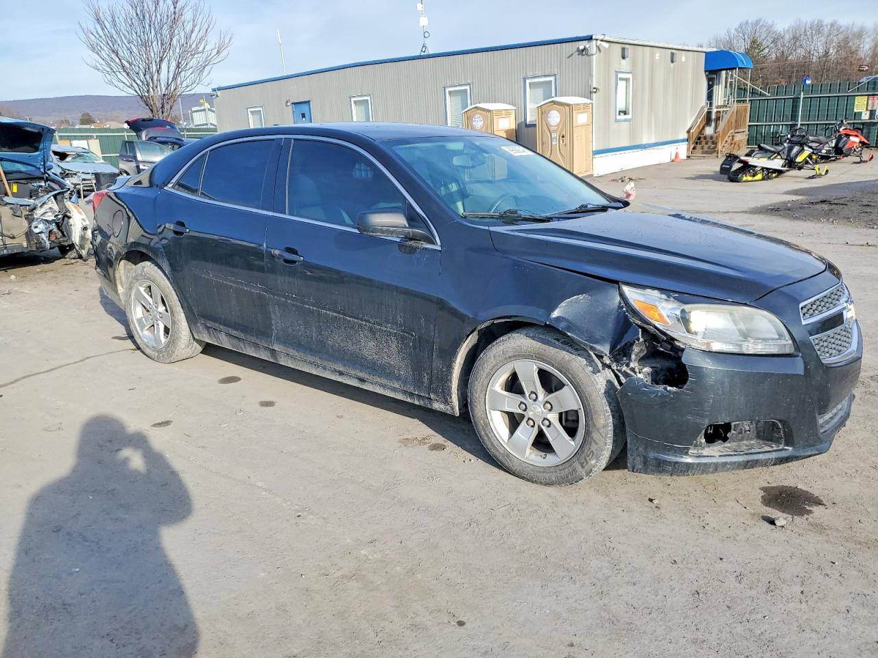 2013 CHEVROLET MALIBU LS photo 4