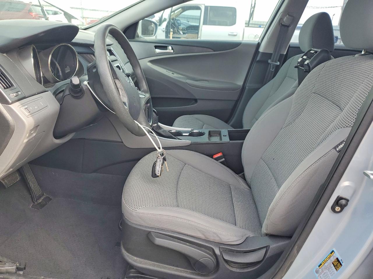 2011 HYUNDAI SONATA GLS photo 7