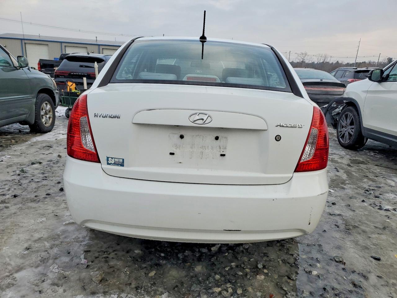 2010 HYUNDAI ACCENT GLS photo 6
