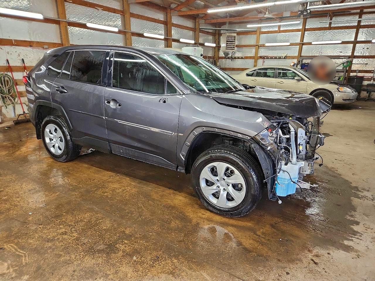 2024 TOYOTA RAV4 LE photo 4