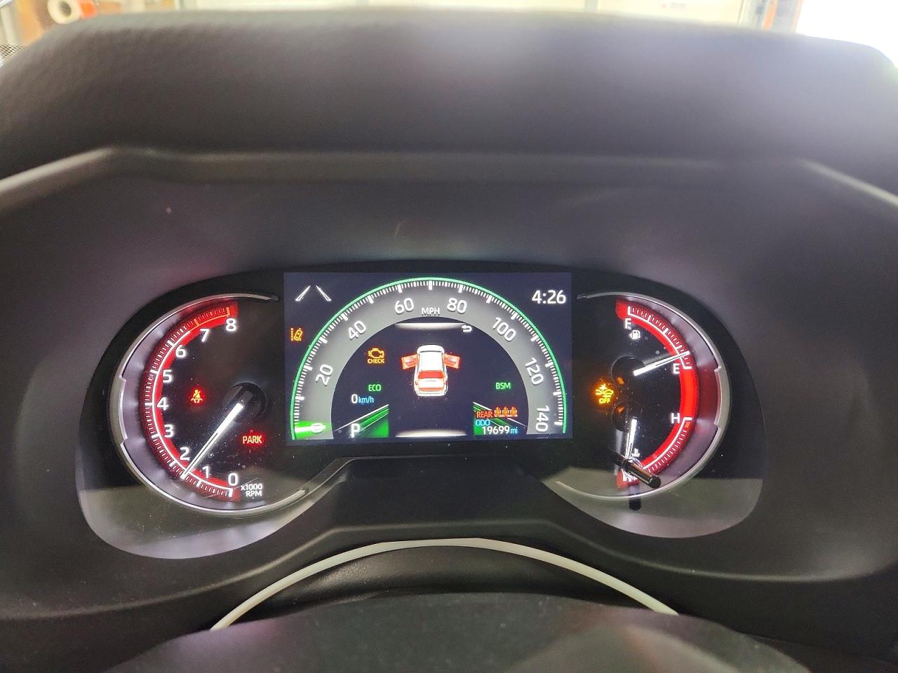 2024 TOYOTA RAV4 LE photo 9