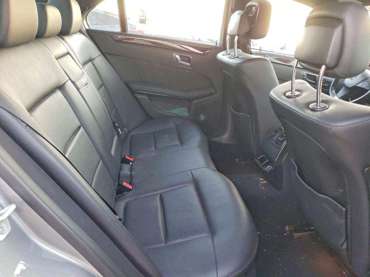 2010 MERCEDES-BENZ E 350 photo 10