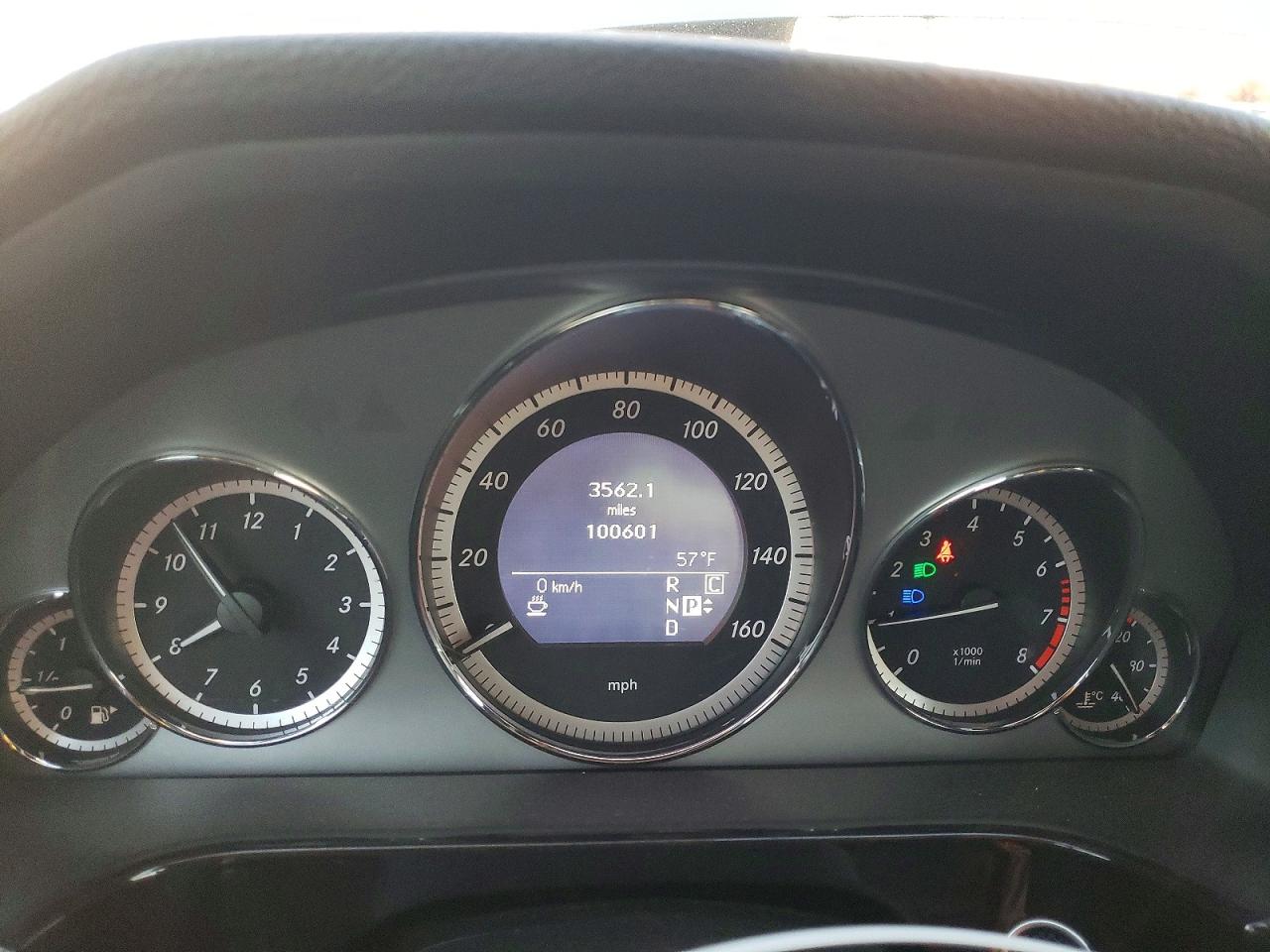 2010 MERCEDES-BENZ E 350 photo 9