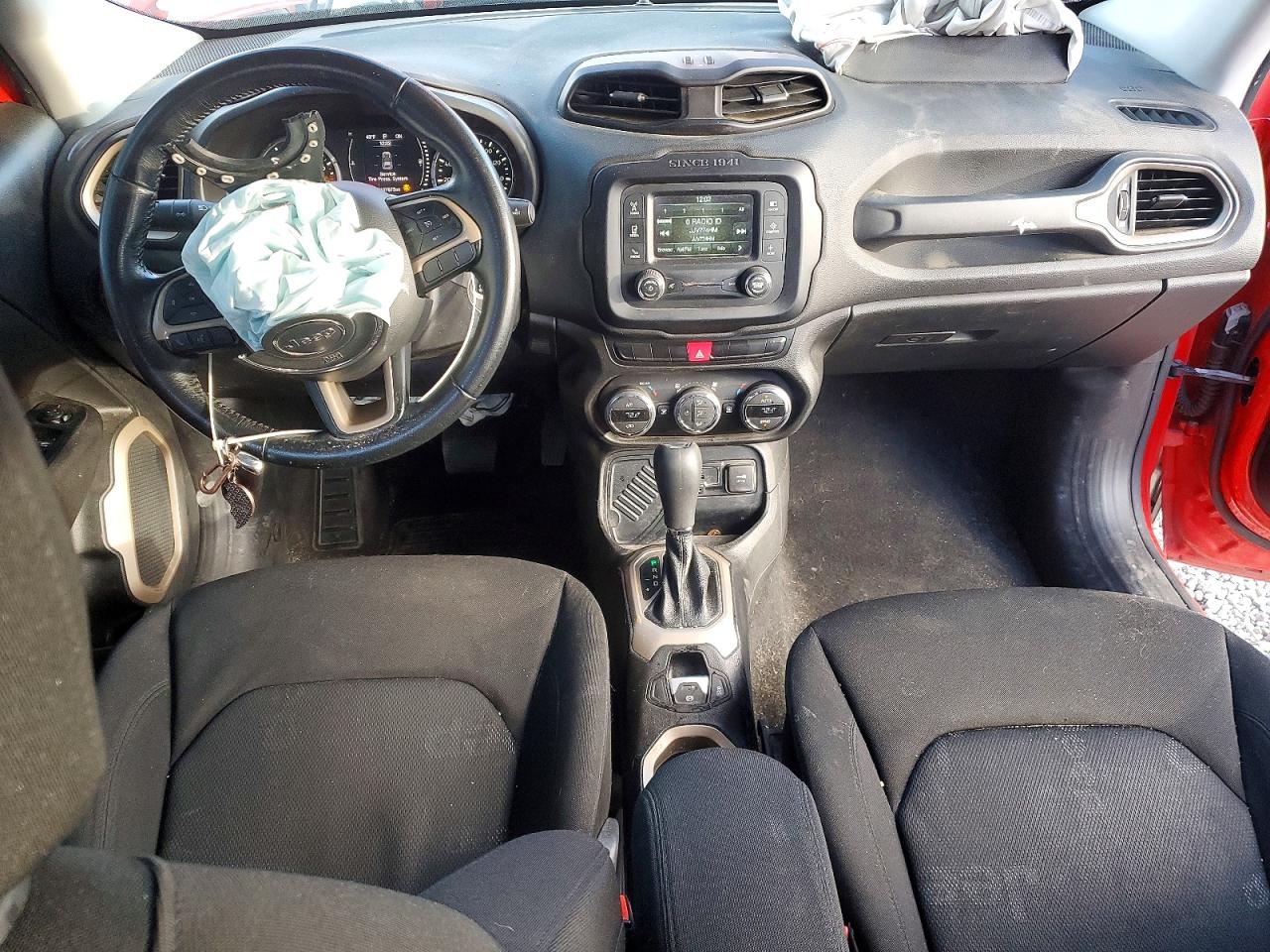 2015 JEEP RENEGADE LATITUDE photo 8