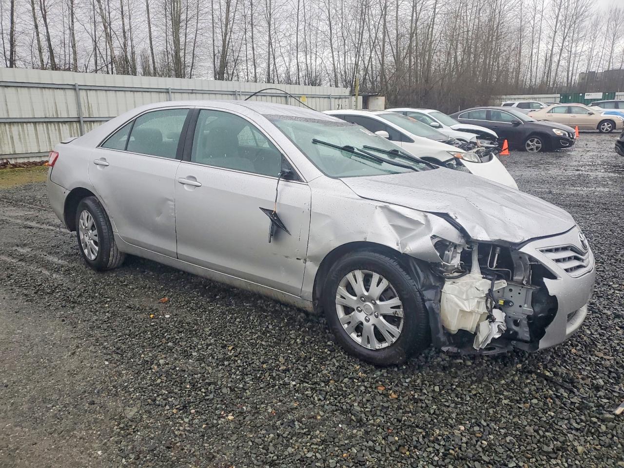 2011 TOYOTA CAMRY BASE photo 4