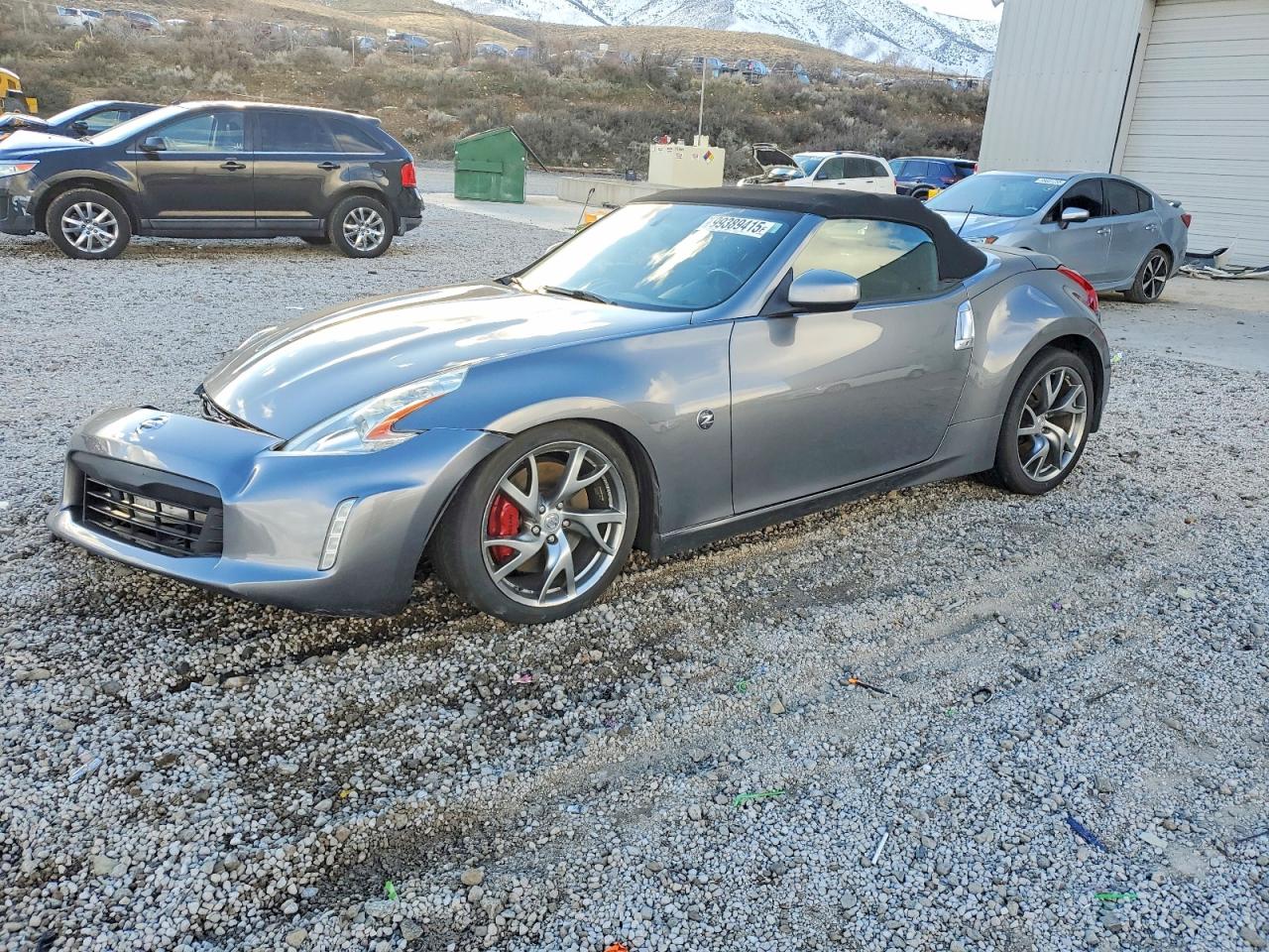 2015 NISSAN 370Z