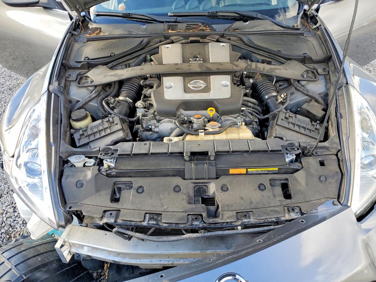 2015 NISSAN 370Z BASE photo 11