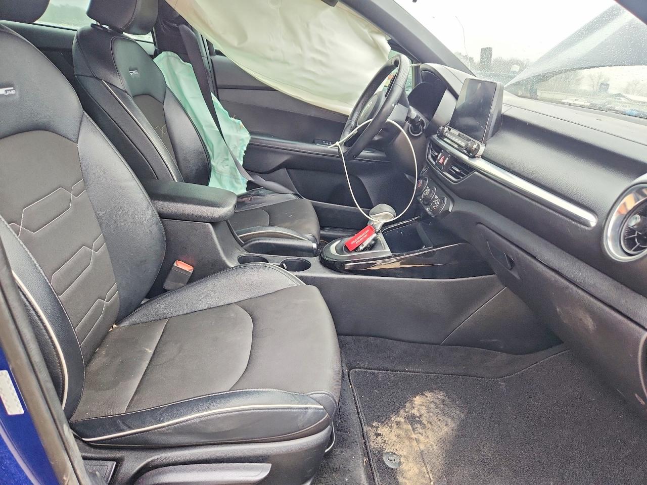 2020 KIA FORTE GT LINE photo 7