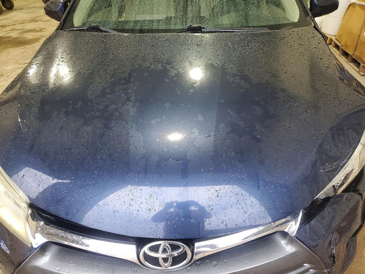 2015 TOYOTA CAMRY LE photo 11