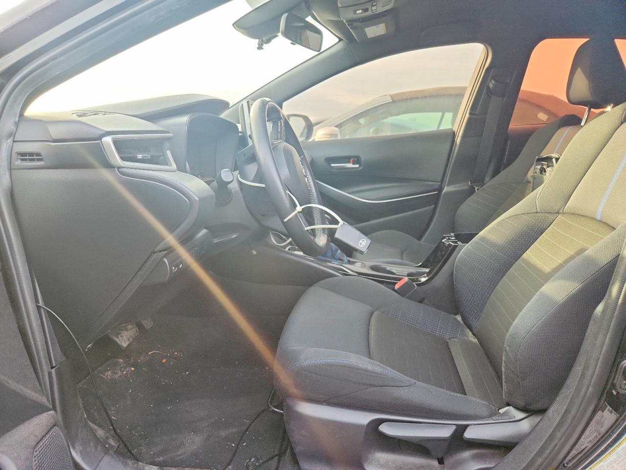 2020 TOYOTA COROLLA SE photo 7