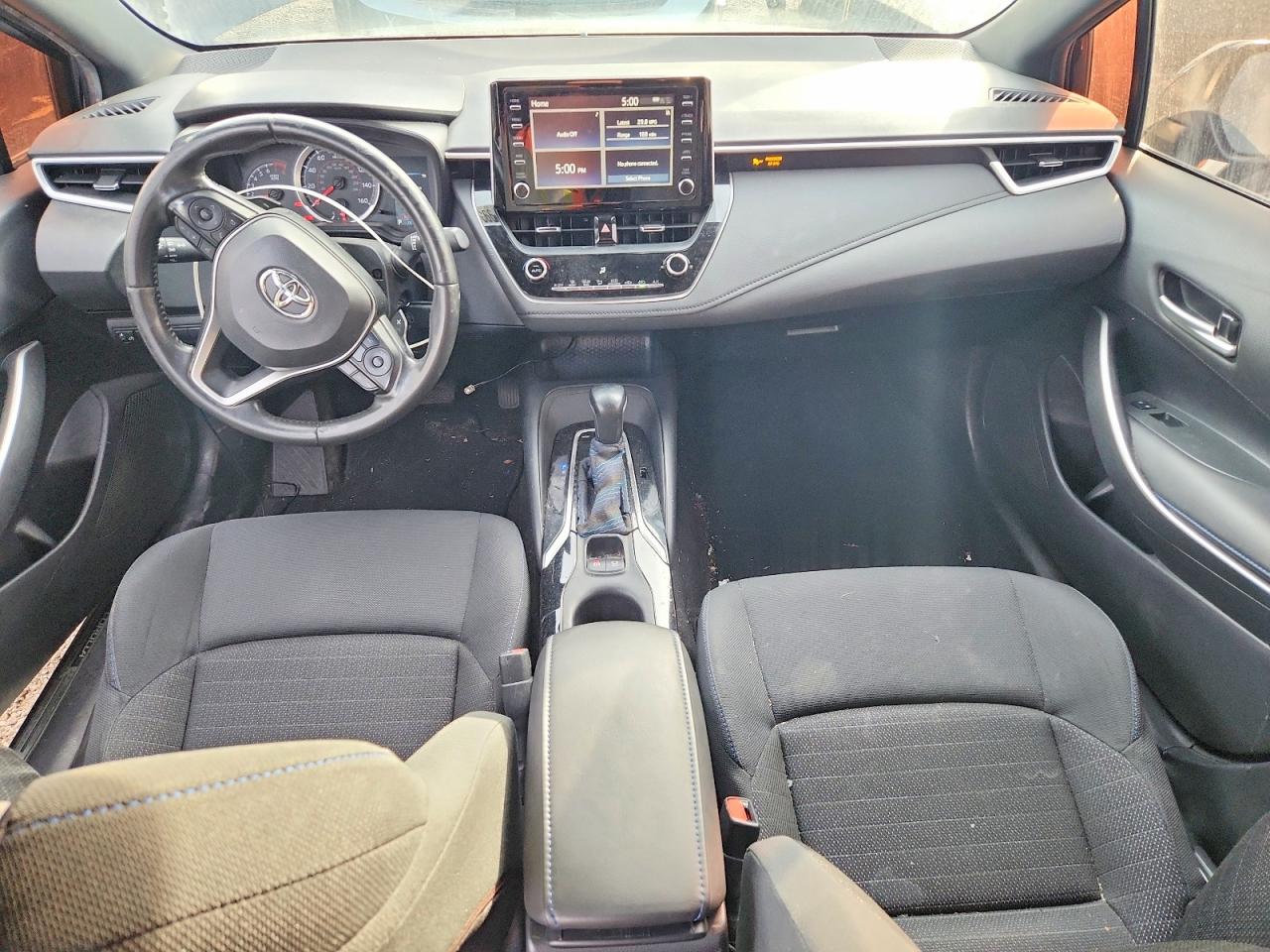 2020 TOYOTA COROLLA SE photo 8