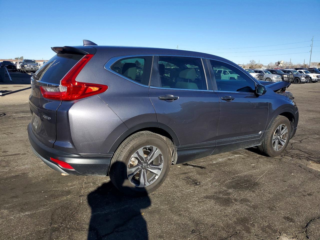 2017 HONDA CR-V LX photo 3
