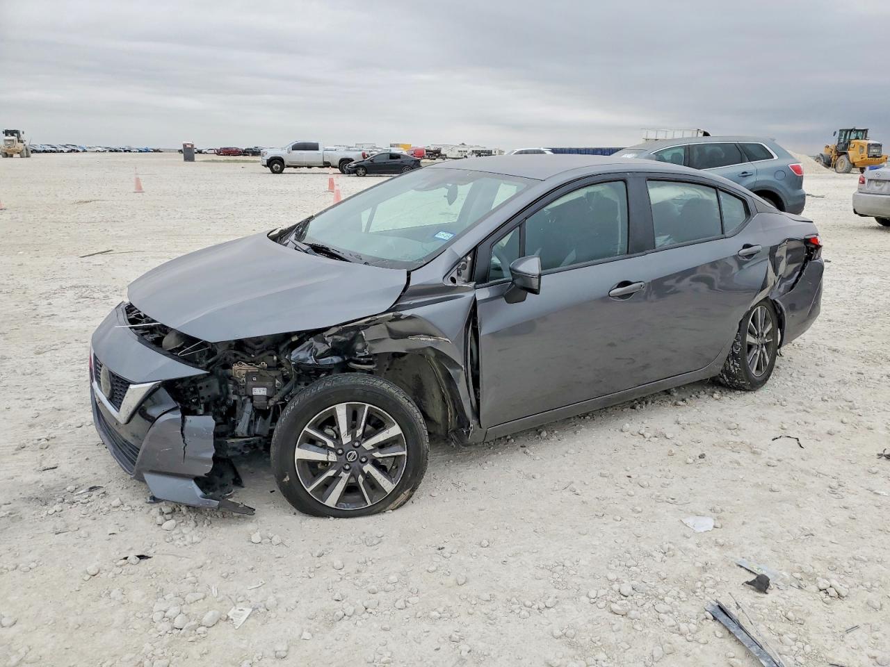 2021 NISSAN VERSA