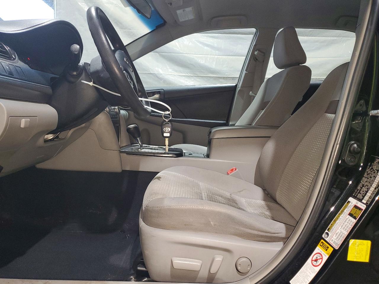 2012 TOYOTA CAMRY BASE photo 7
