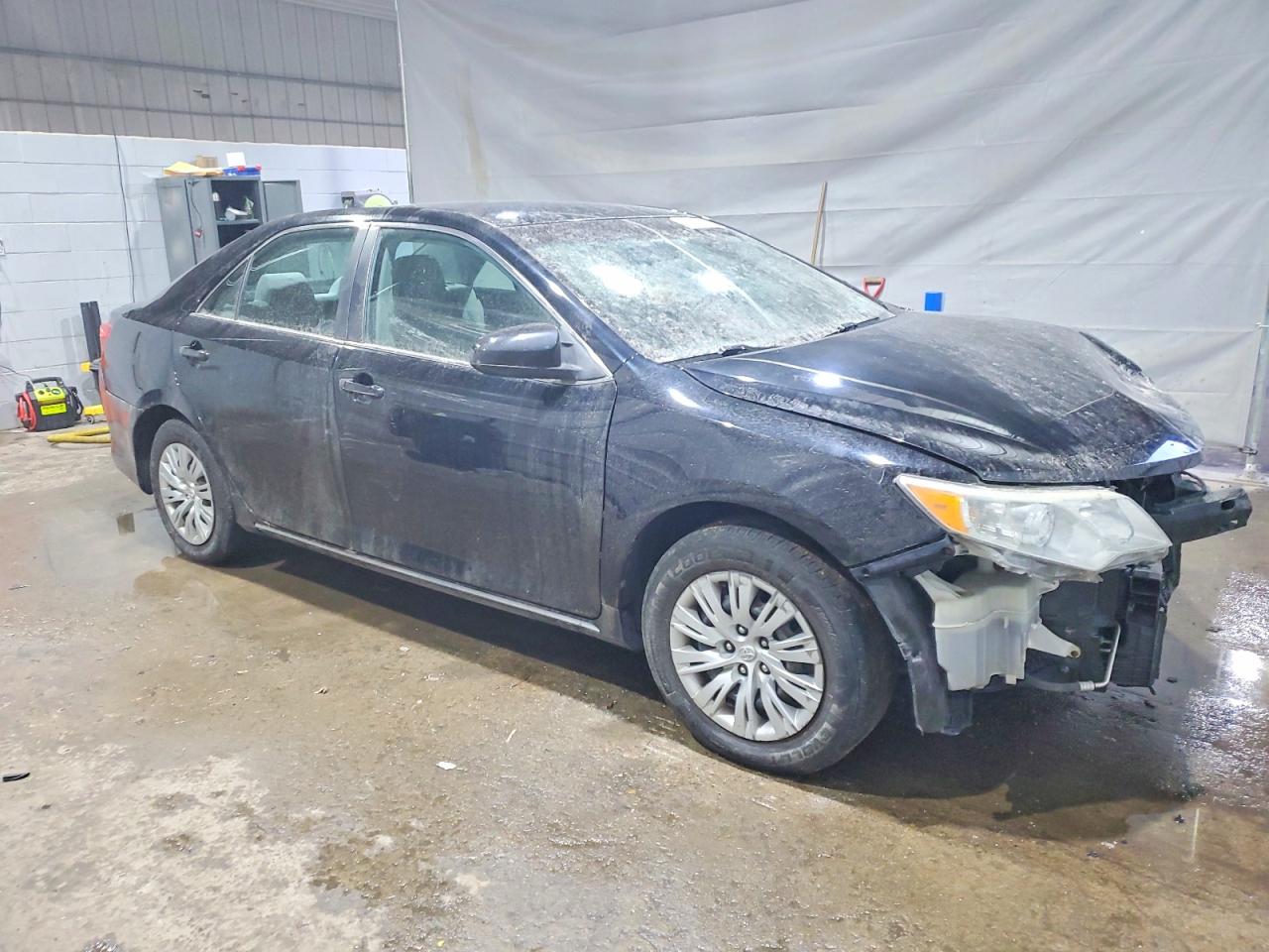 2012 TOYOTA CAMRY BASE photo 4