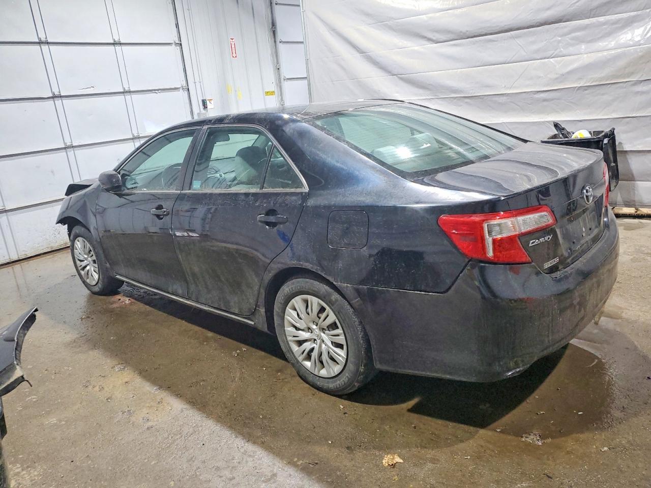 2012 TOYOTA CAMRY BASE photo 2