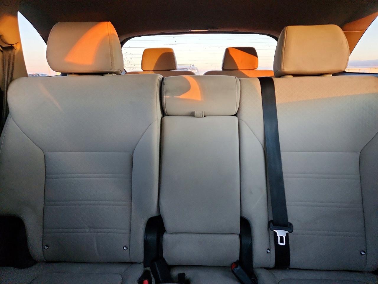 2017 KIA SORENTO LX photo 10