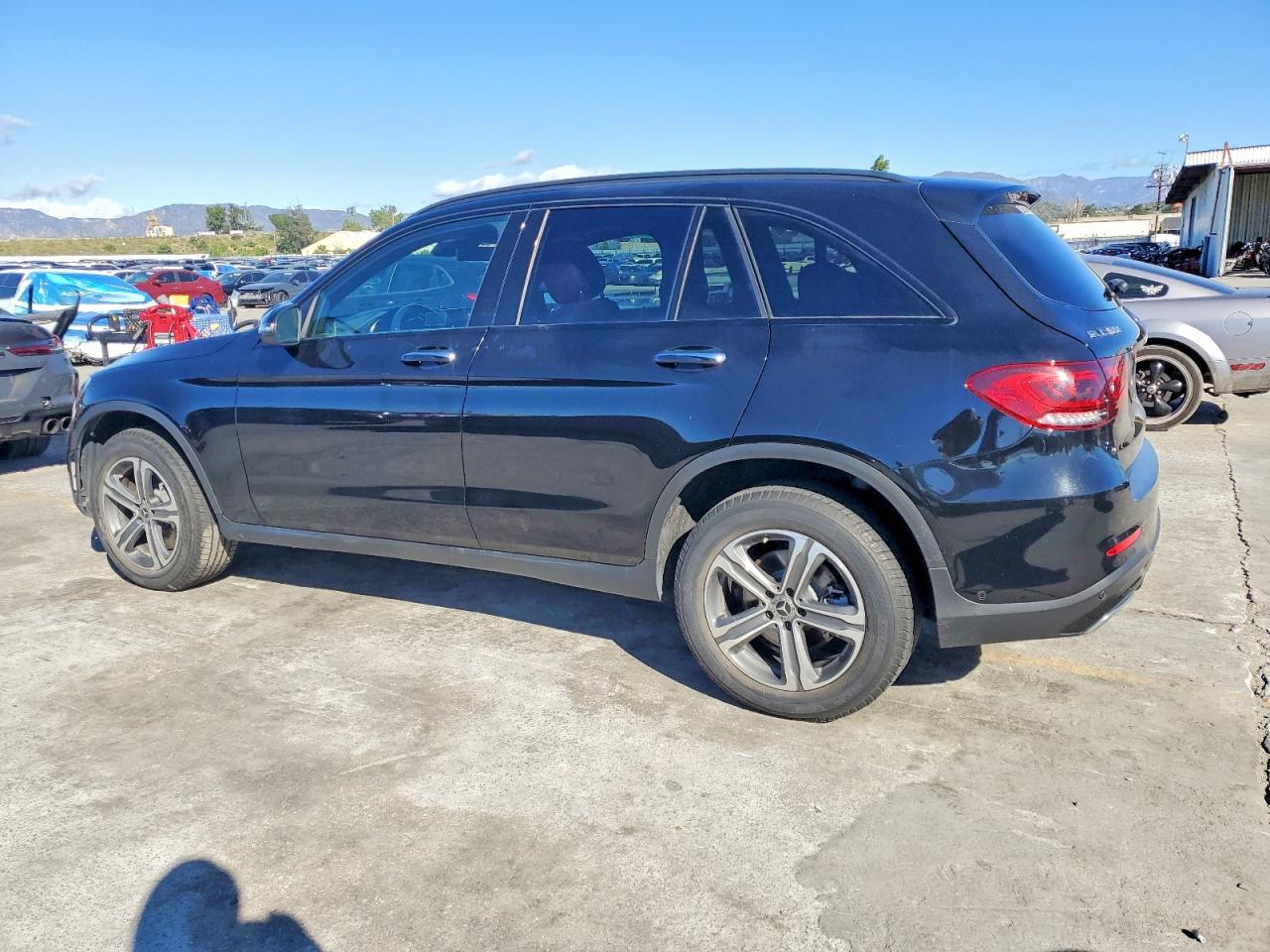 2022 MERCEDES-BENZ GLC 300 photo 2