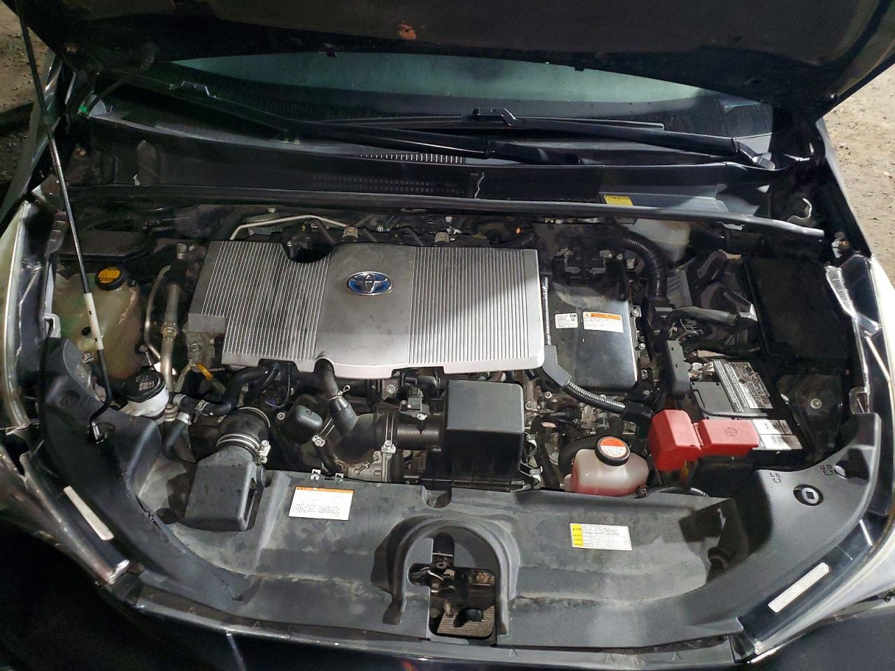 2016 TOYOTA PRIUS photo 21