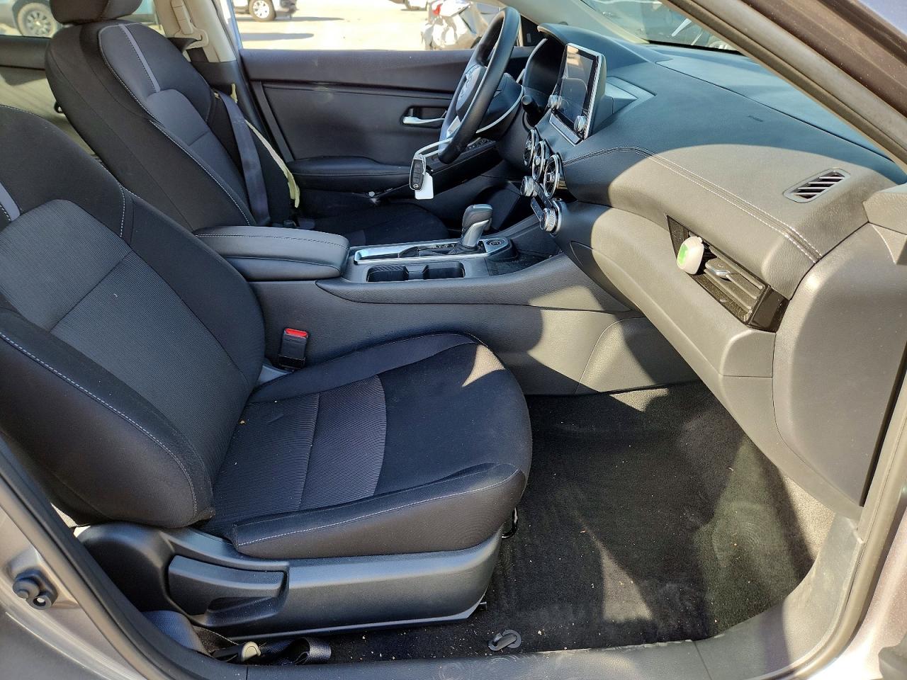 2025 NISSAN SENTRA SV photo 7