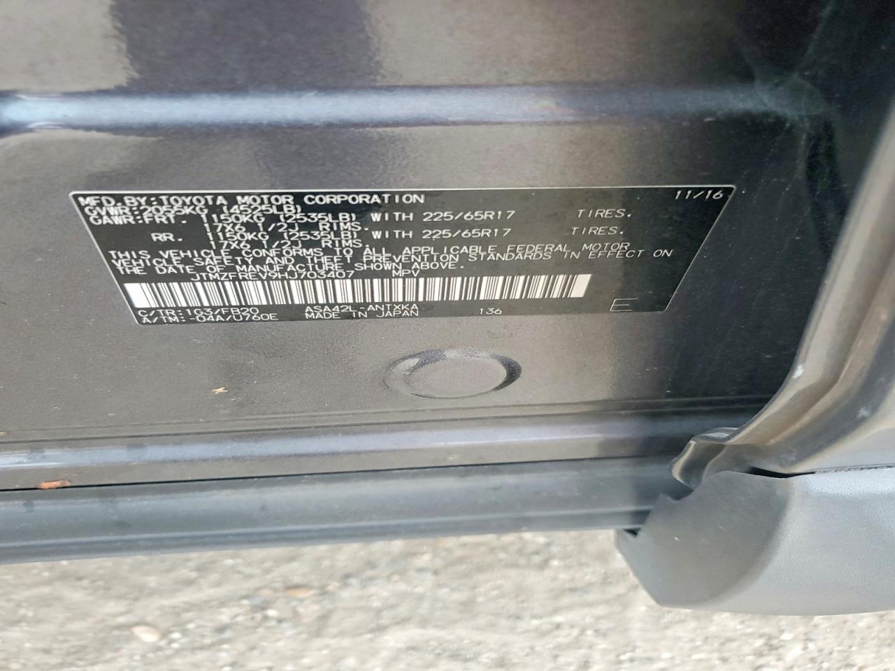 2017 TOYOTA RAV4 LE photo 12