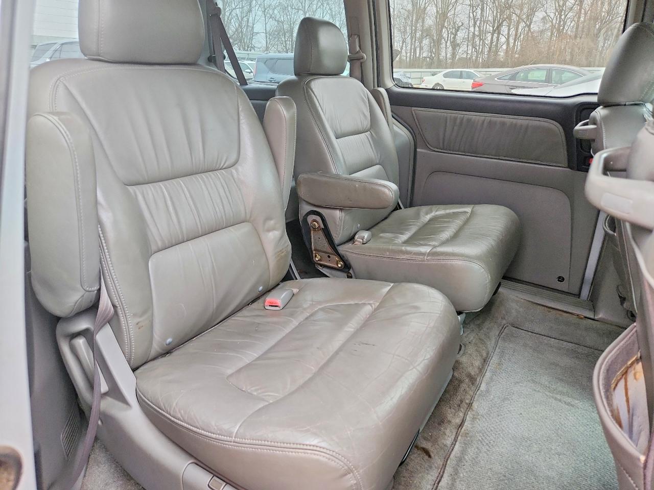 2002 HONDA ODYSSEY EXL photo 10