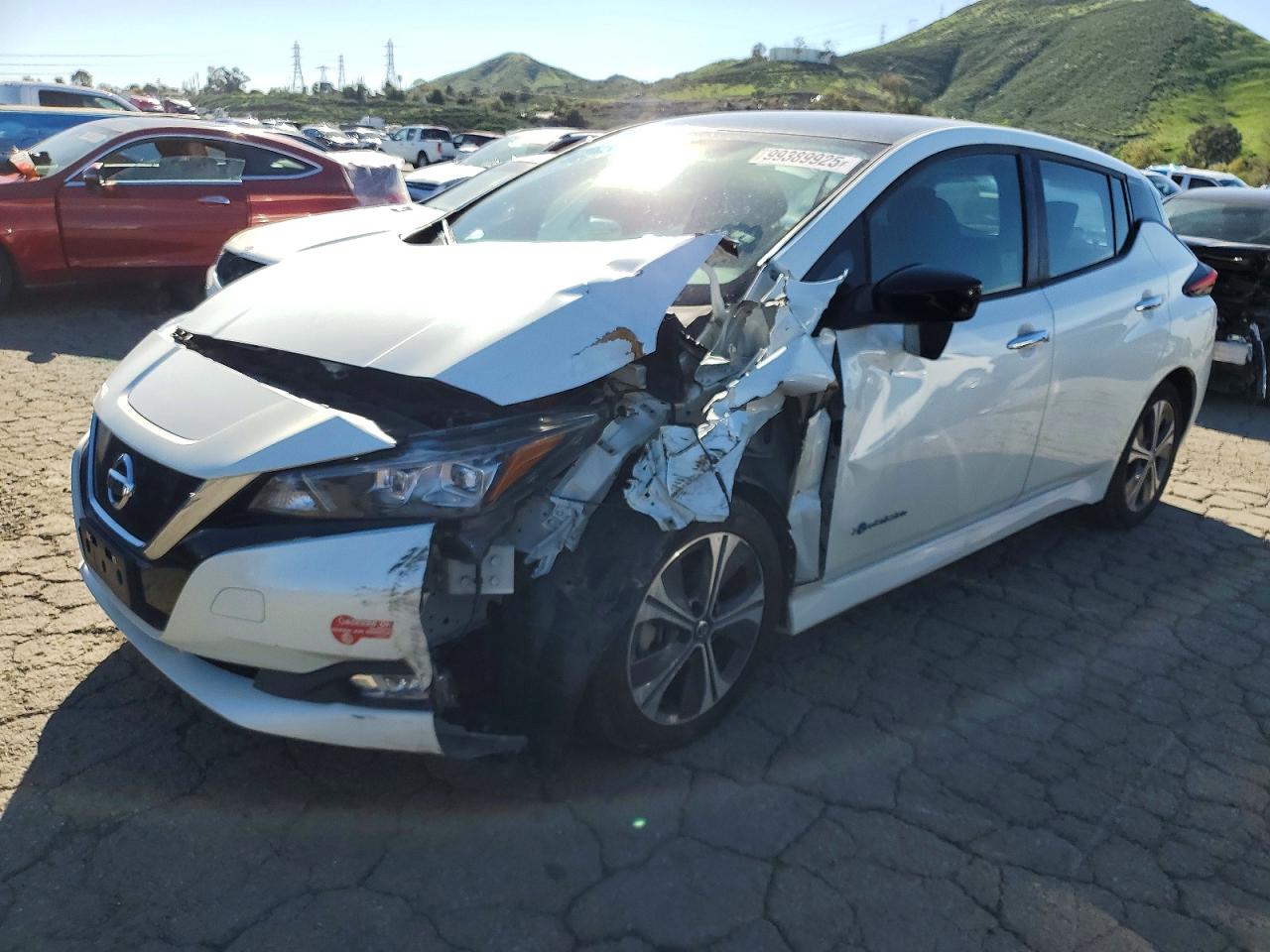 2018 NISSAN LEAF