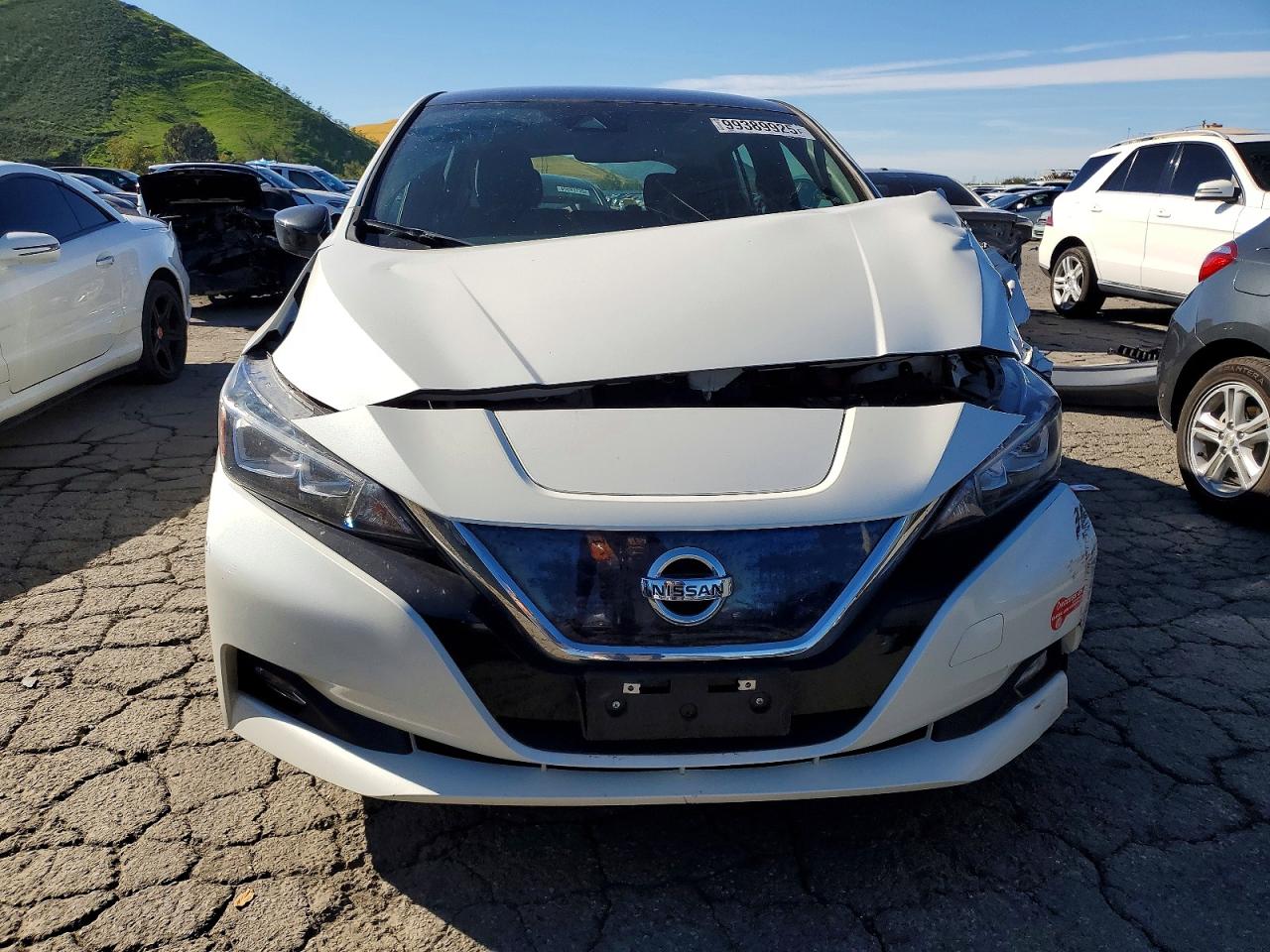 2018 NISSAN LEAF S photo 5