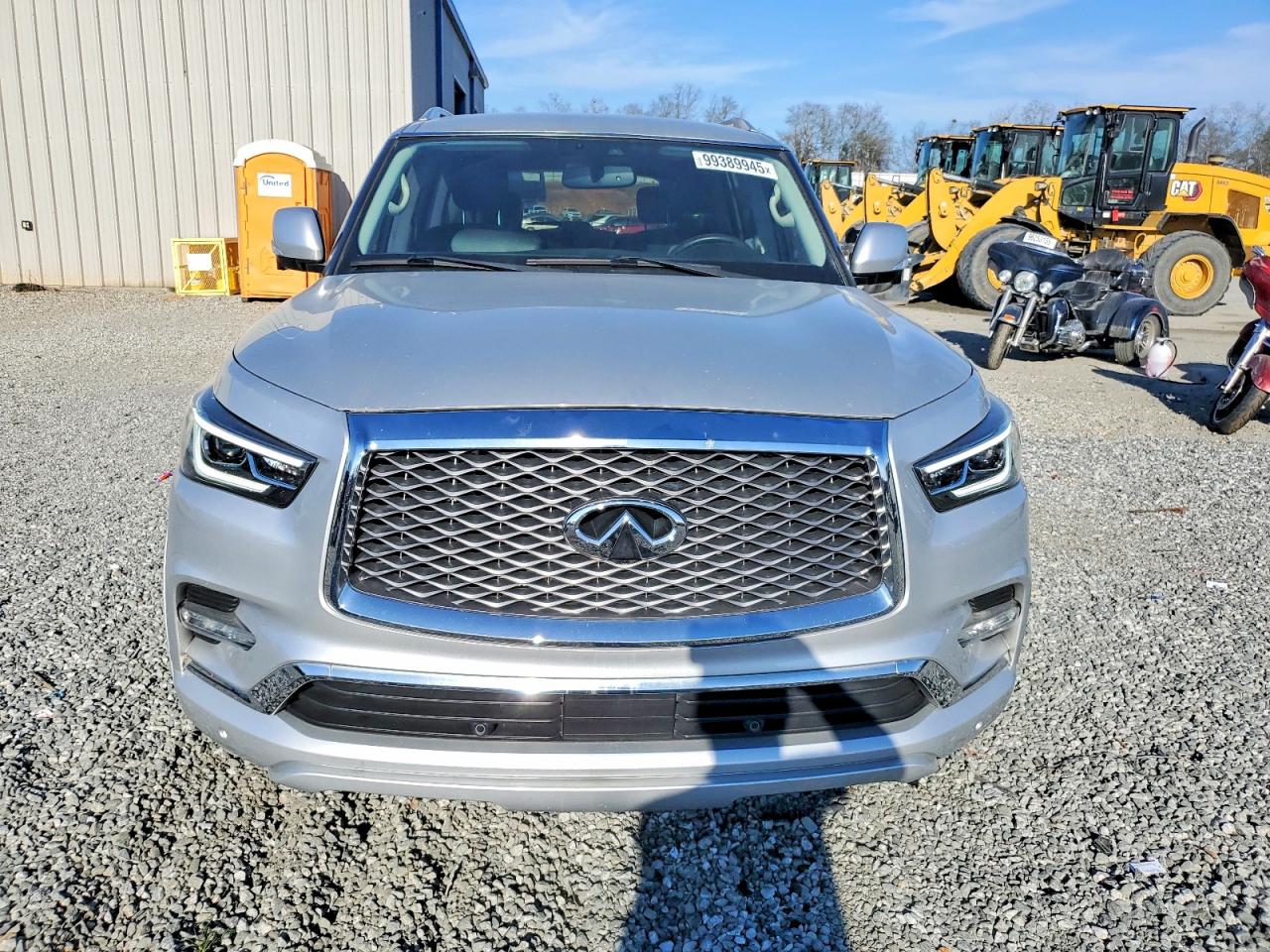 2020 INFINITI QX80 LUXE photo 5