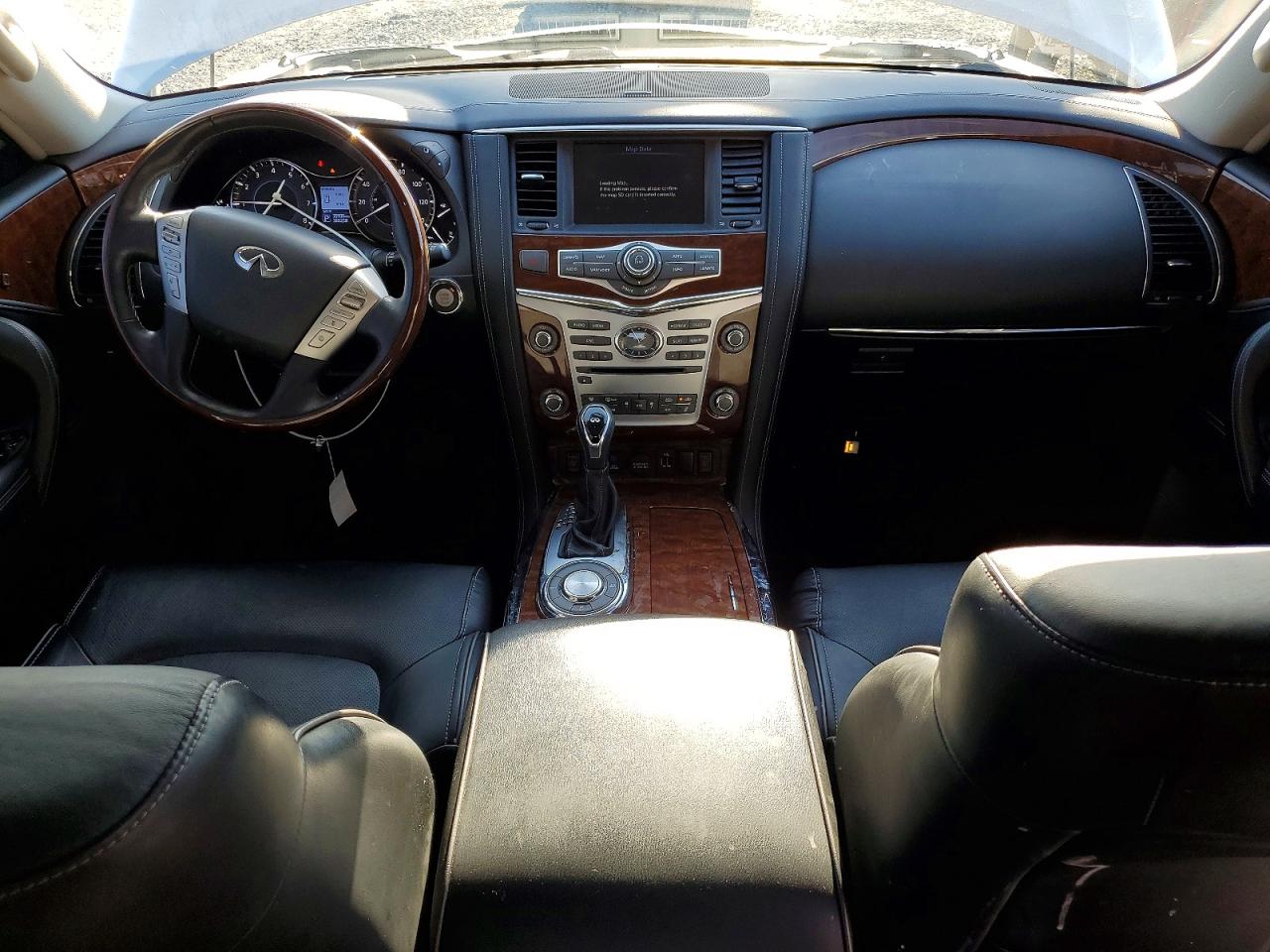 2020 INFINITI QX80 LUXE photo 8