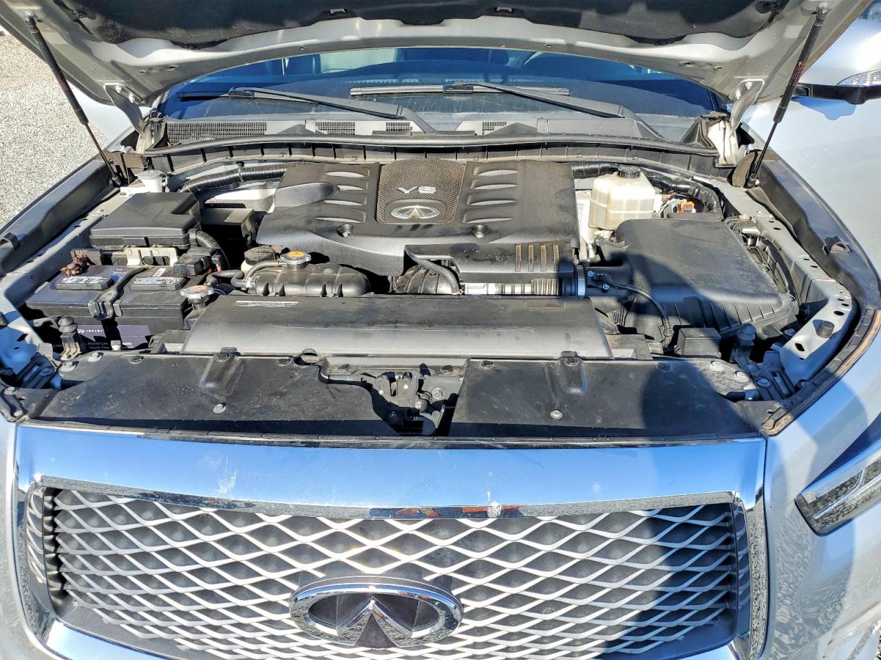 2020 INFINITI QX80 LUXE photo 12
