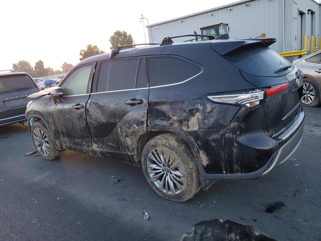 2021 TOYOTA HIGHLANDER HYBRID PLATINUM photo 2