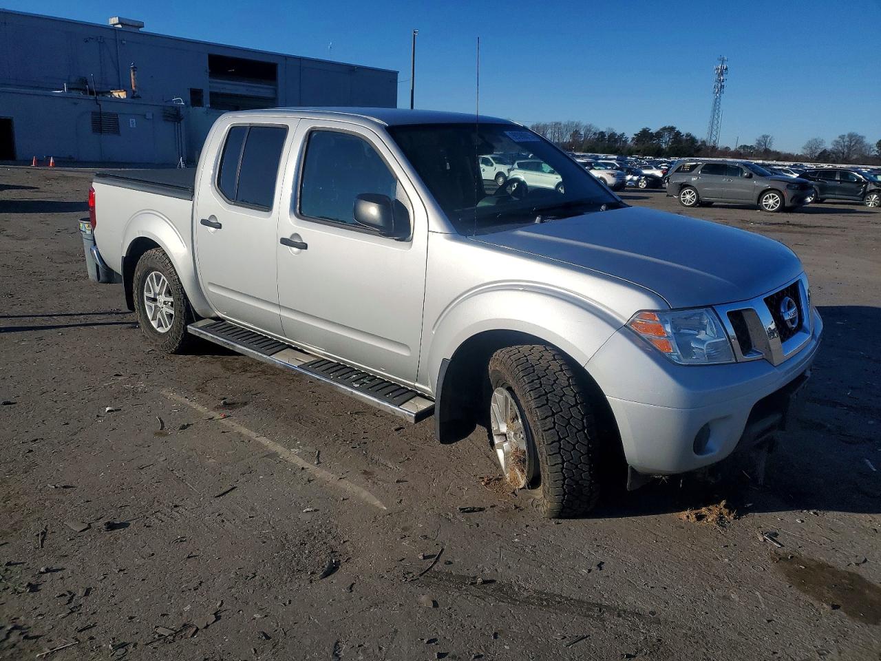 2019 NISSAN FRONTIER S photo 10