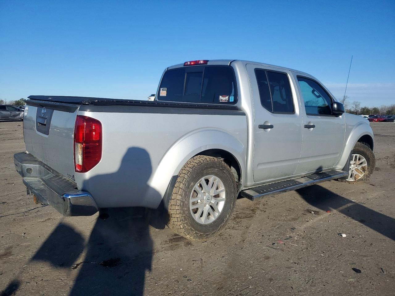 2019 NISSAN FRONTIER S photo 7