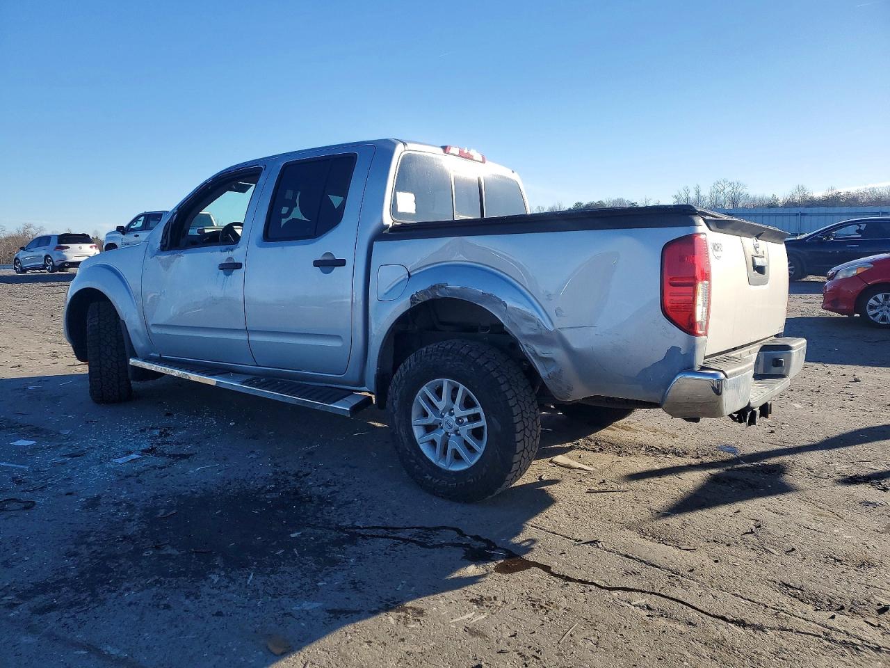 2019 NISSAN FRONTIER S photo 4