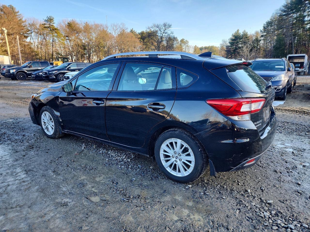 2017 SUBARU IMPREZA PREMIUM PLUS photo 2