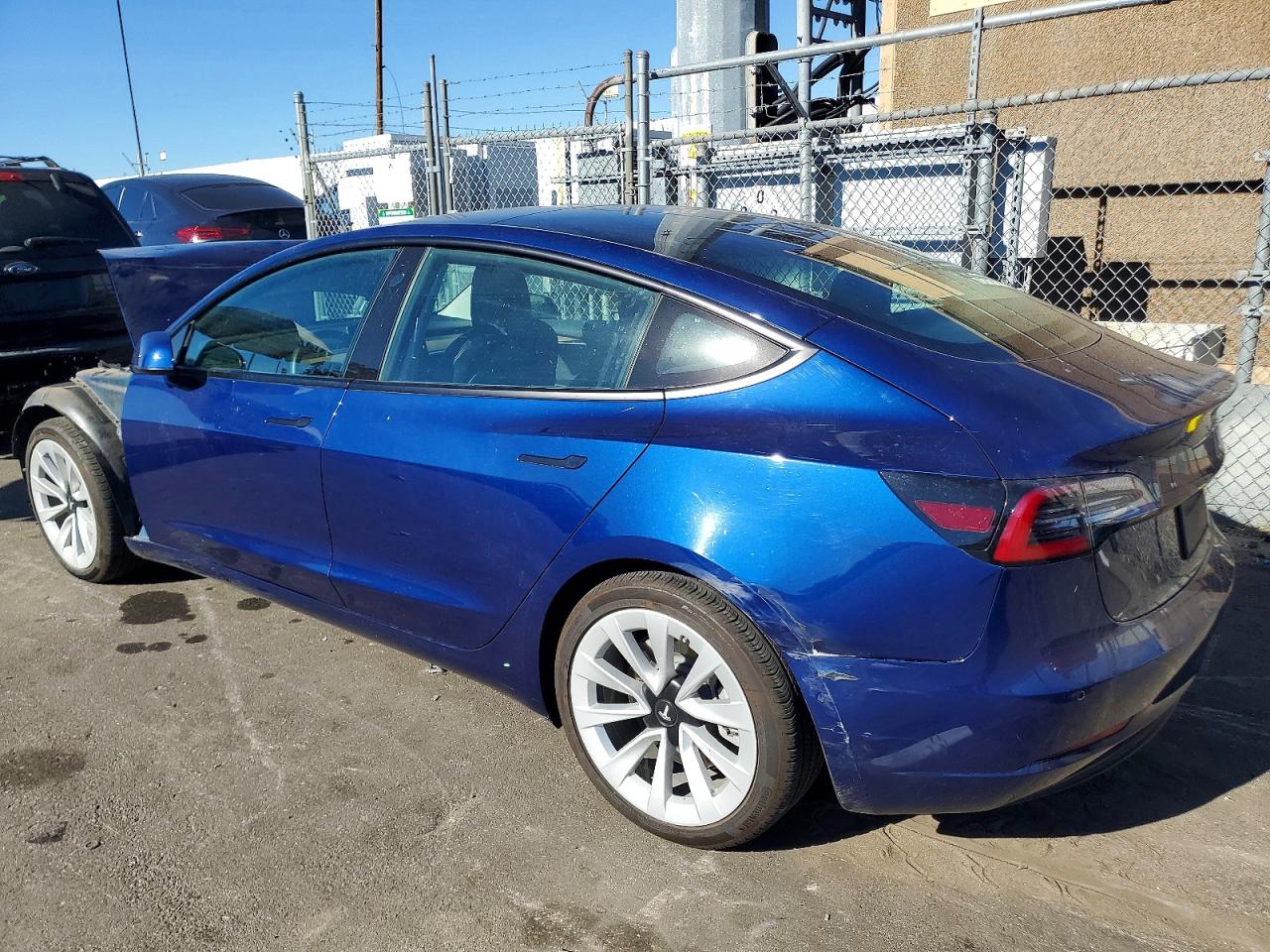 2022 TESLA MODEL 3 photo 2