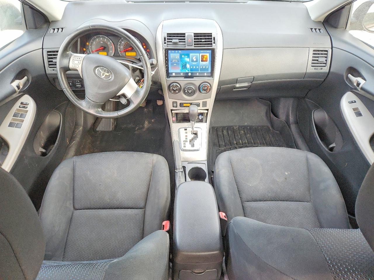 2010 TOYOTA COROLLA BASE photo 8